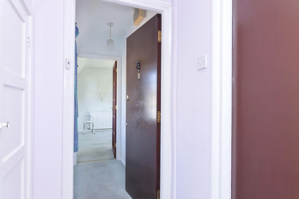Property photo 2 of 15 Hallway