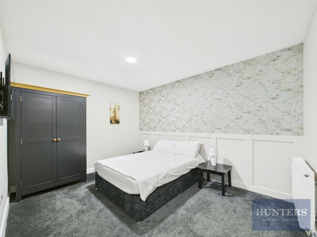 Property photo 1 of 8 Bedroom One