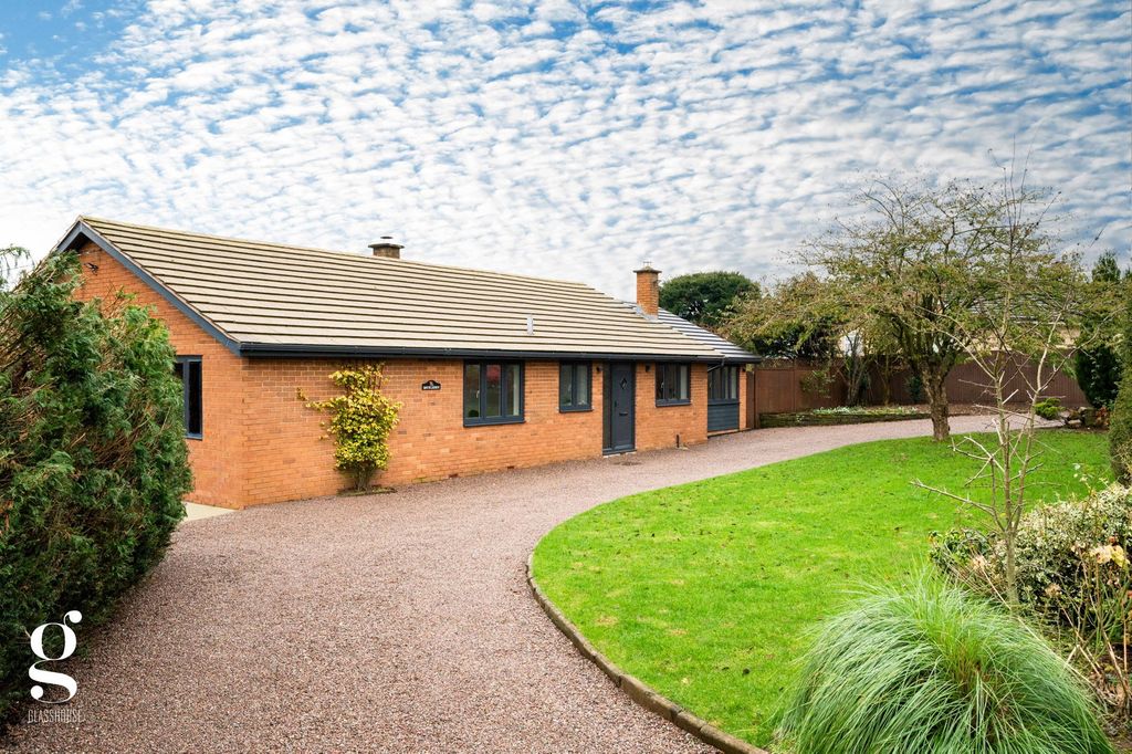 Property photo 1 of 37