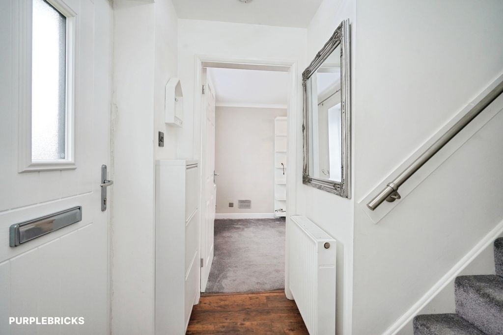 Property photo 3 of 22