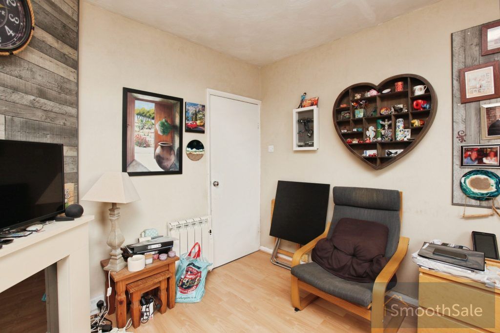 Property photo 3 of 19