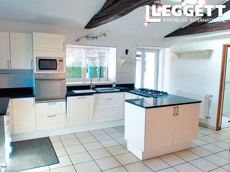 Property photo 3 of 10