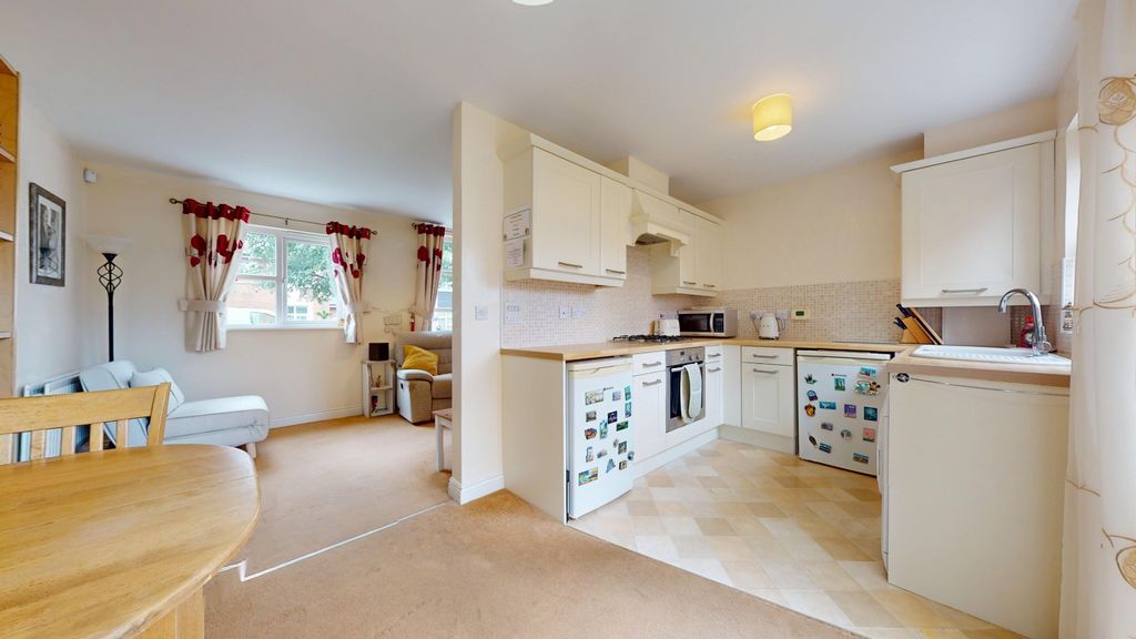 Property photo 1 of 22 5520600