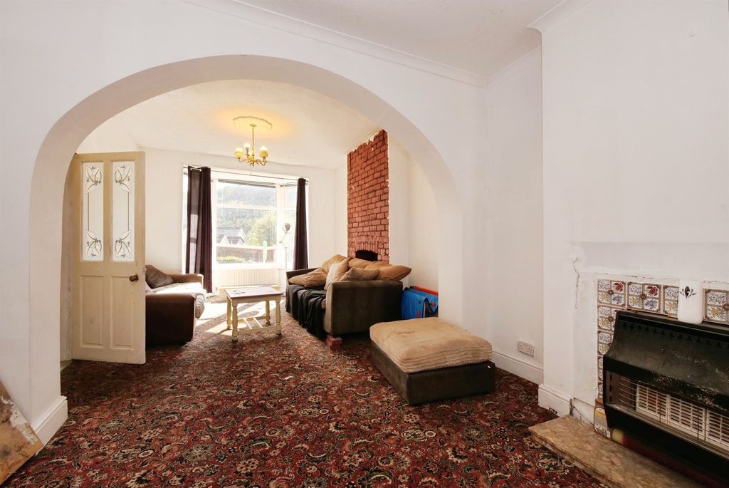 Property photo 1 of 26
