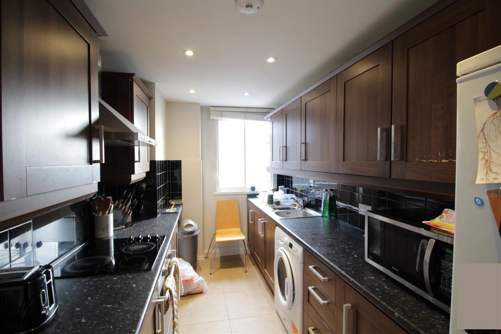 Property photo 2 of 9 Eden Harper Brixton Village