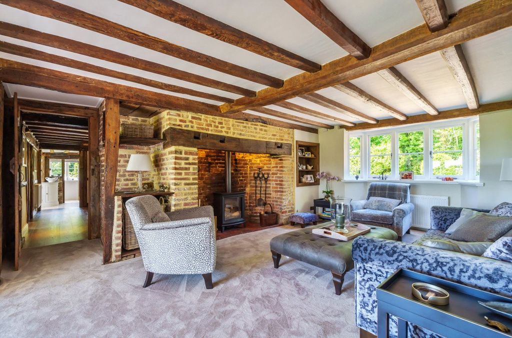 Property photo 3 of 22 Sitting Room