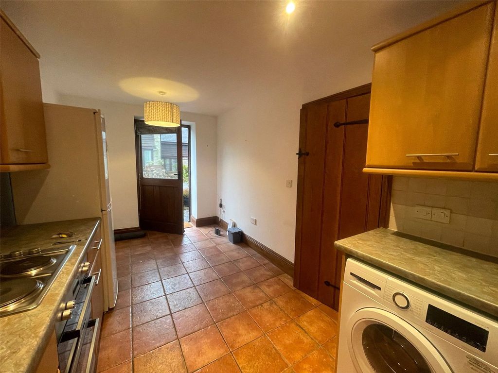 Property photo 3 of 12 Picture No. 01