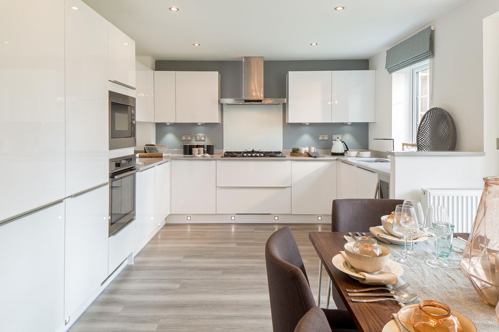 Property photo 2 of 10 Kitchen Diner