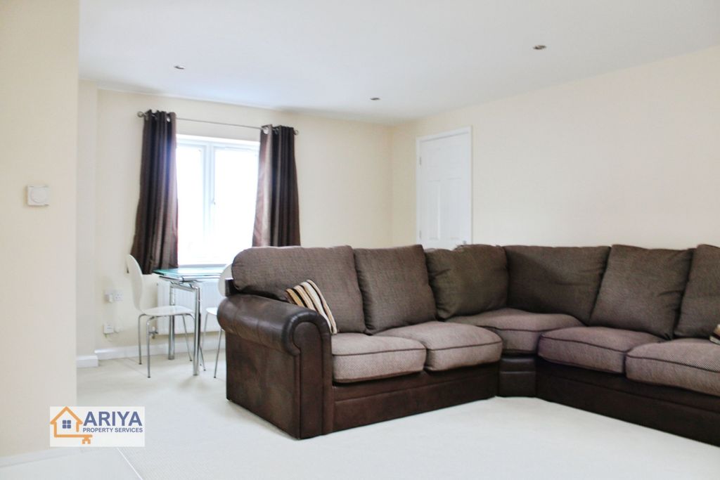 Property photo 2 of 16