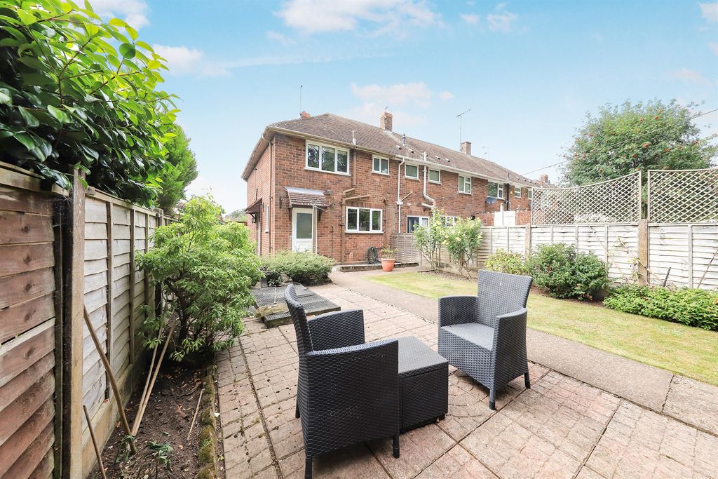 Property photo 2 of 17