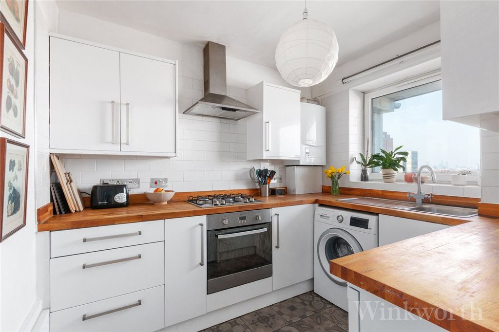 Property photo 3 of 13 Picture No. 11