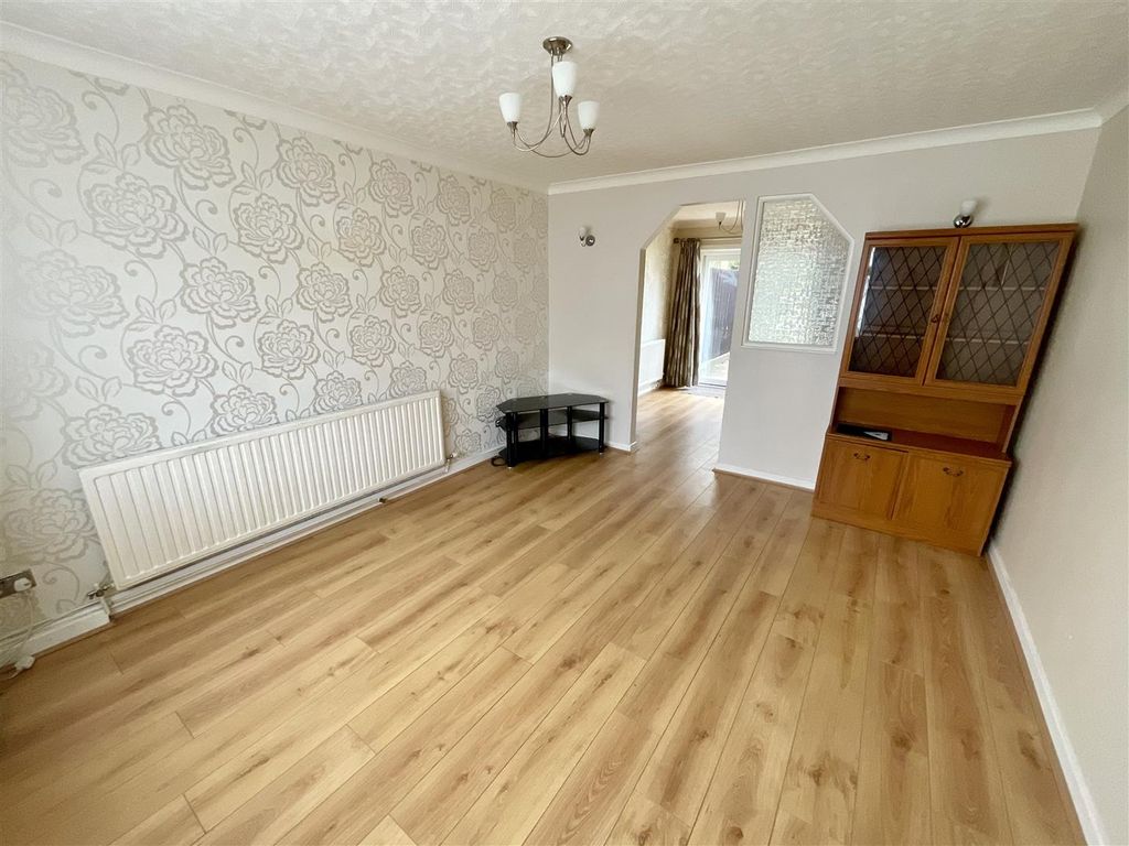 Property photo 2 of 40 Img_9803.Jpeg