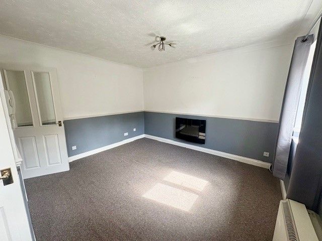 Property photo 2 of 12 Image
