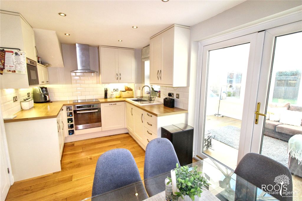 Property photo 2 of 12 Kitchen/Diner