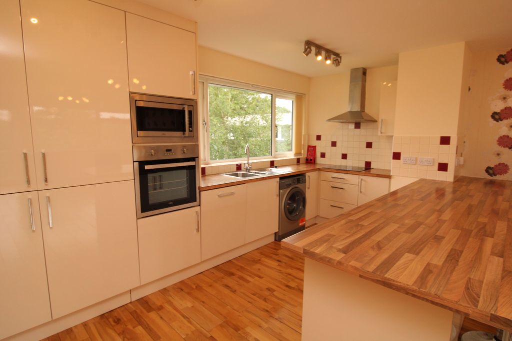 Property photo 3 of 9 Img_4225