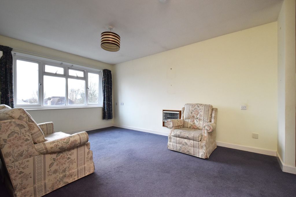 Property photo 3 of 8