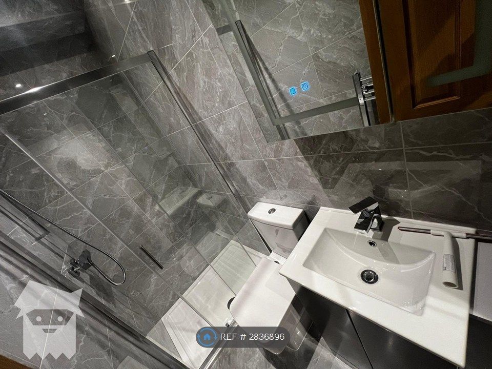 Property photo 3 of 4