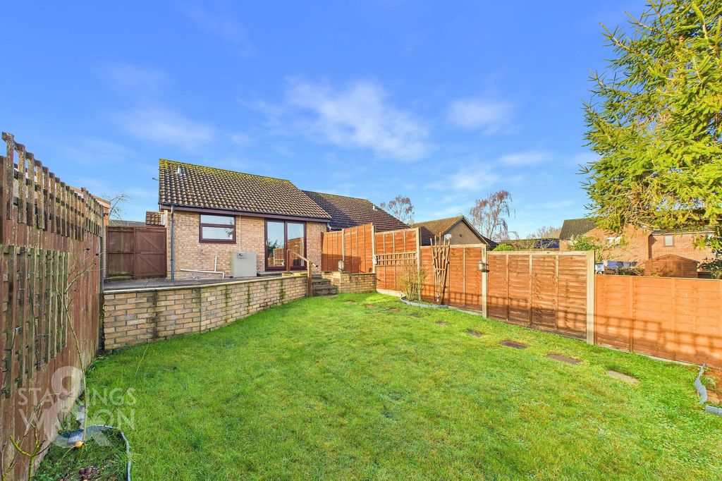 Property photo 2 of 16