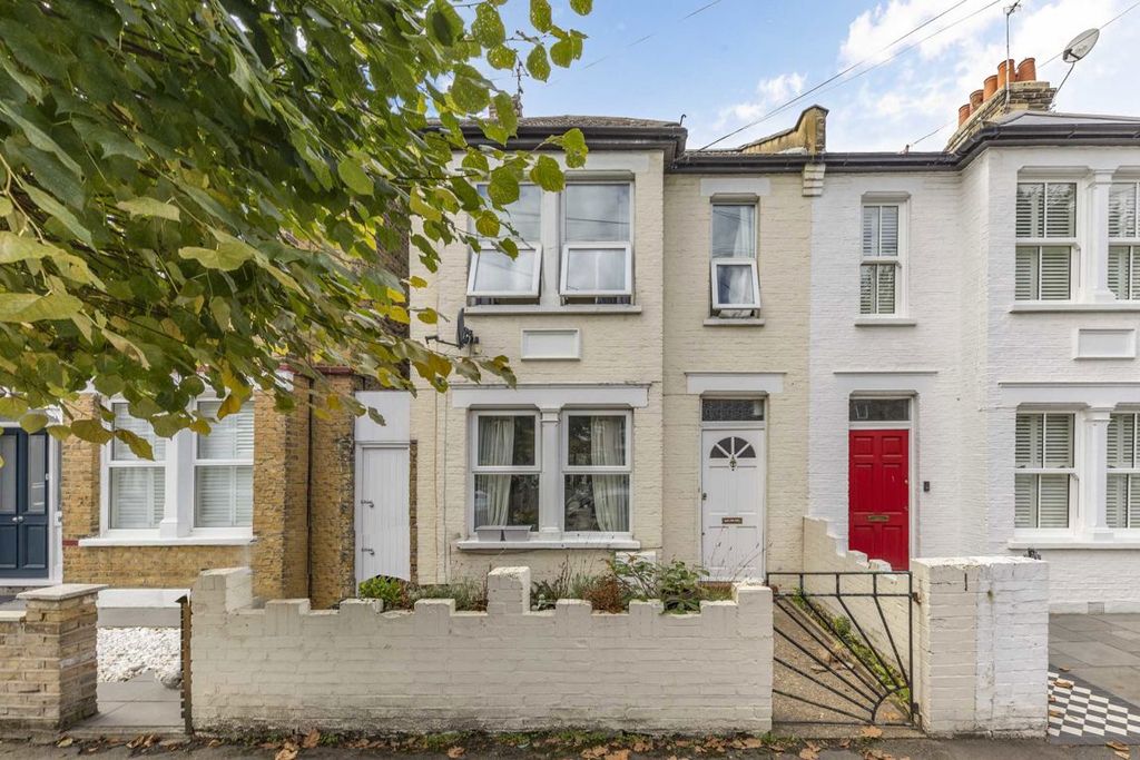Property photo 1 of 7