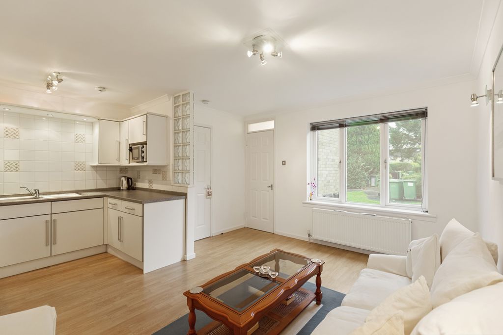 Property photo 3 of 17 3