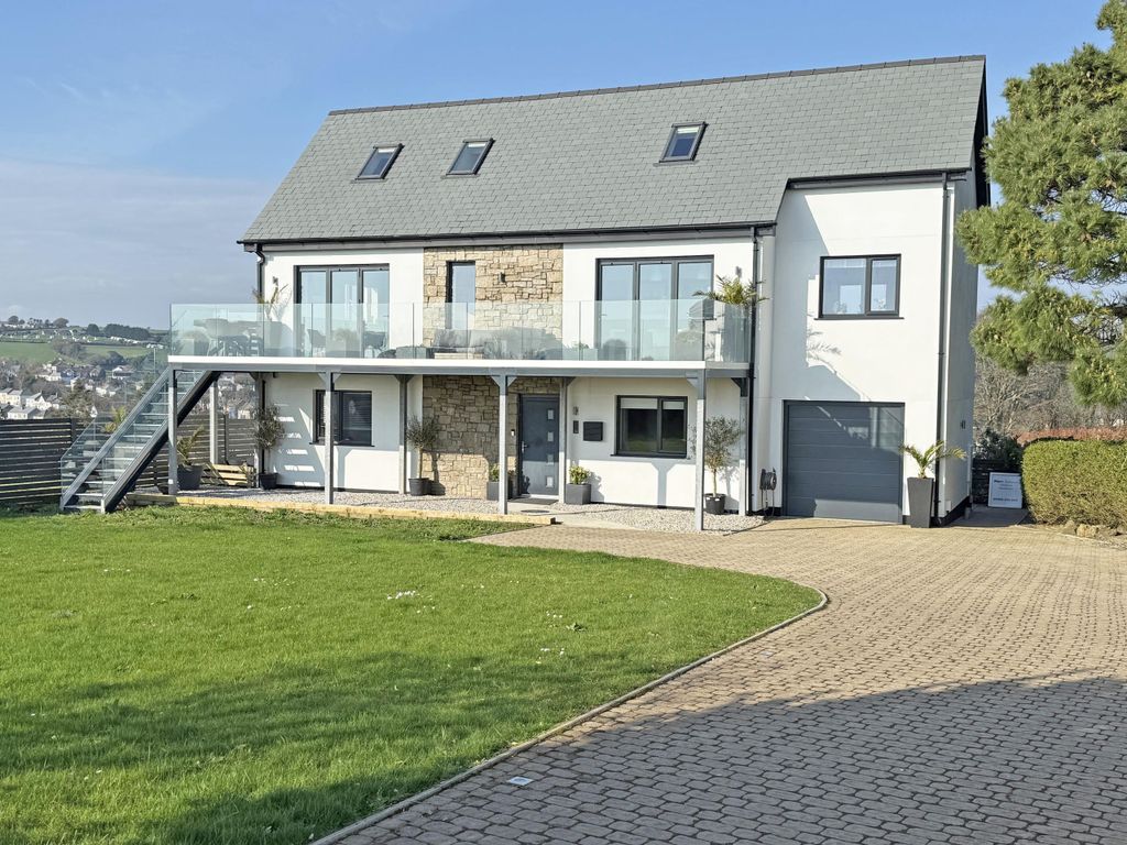 Property photo 1 of 16 Photo 1