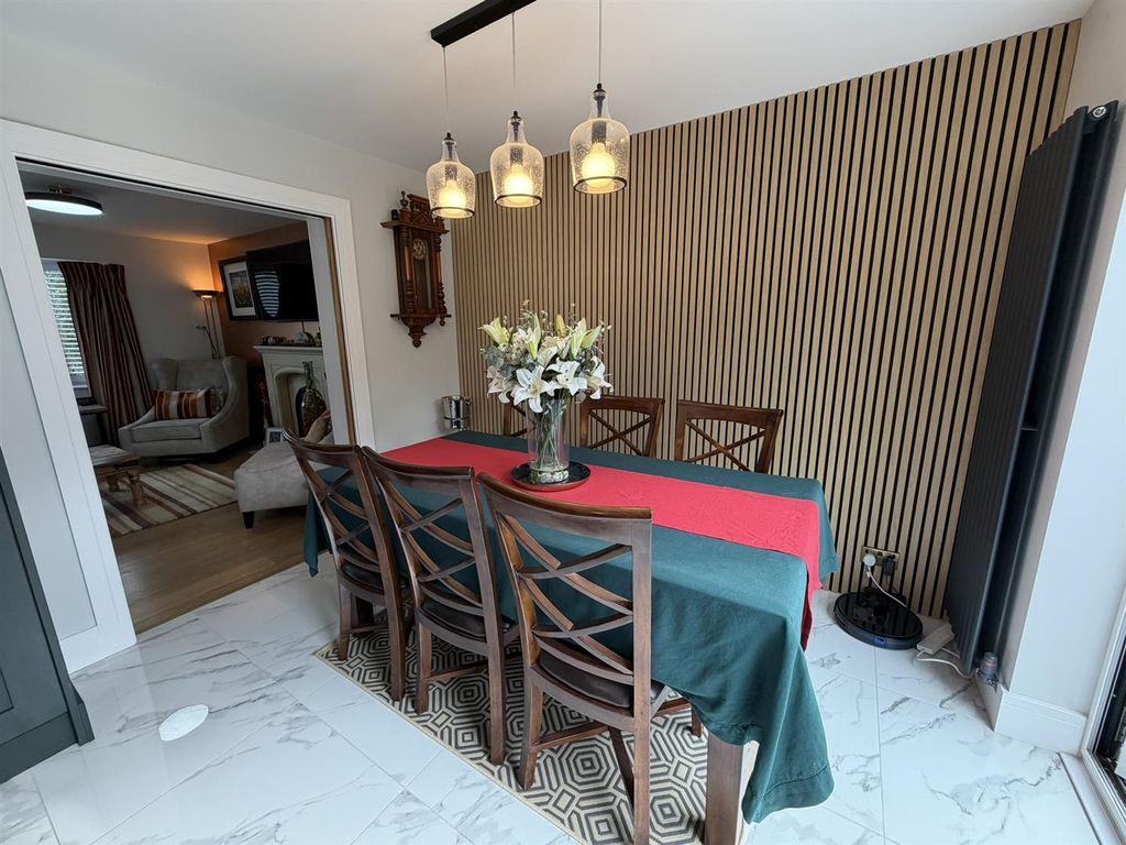 Additional image 9 of 4 bed property for saleShackleton Drive, Daventry NN11