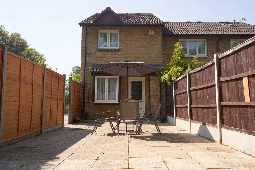 Property photo 1 of 7