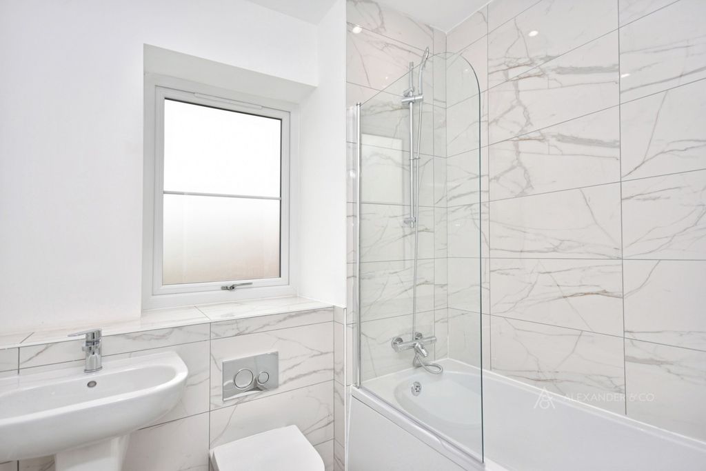 Property photo 3 of 13 Pbox-Img.Jpg