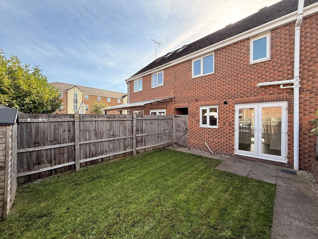 Property photo 2 of 13