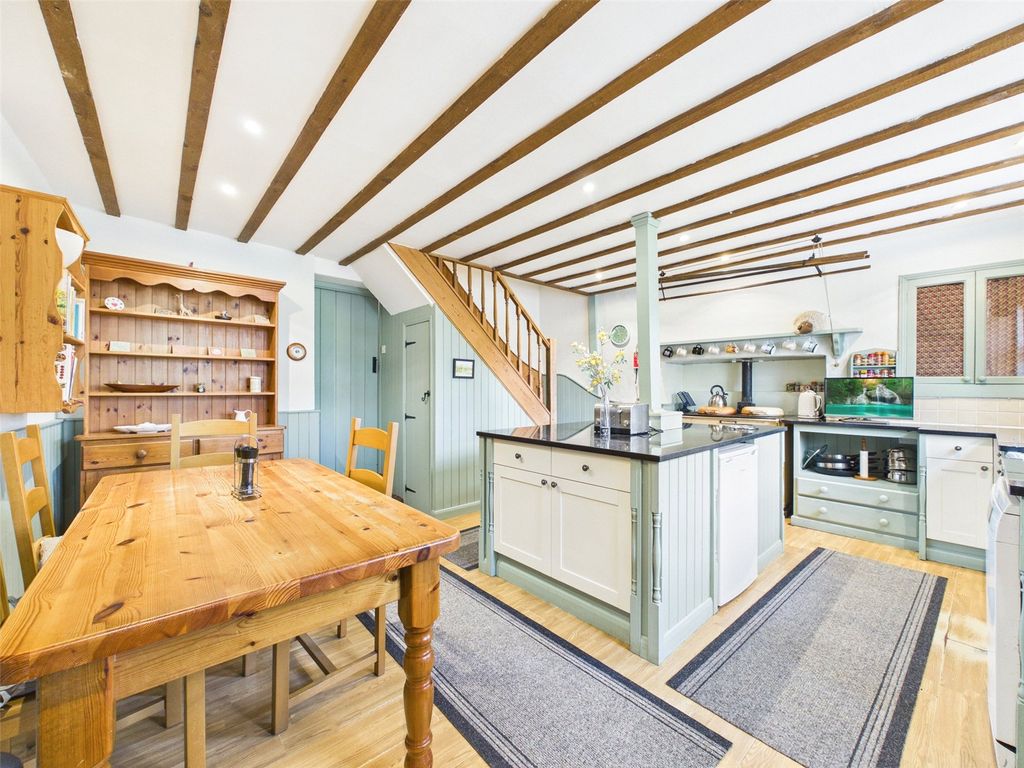 Property photo 3 of 64 Picture No. 96