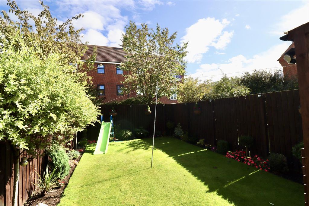 Property photo 2 of 24 Image00010.Jpeg