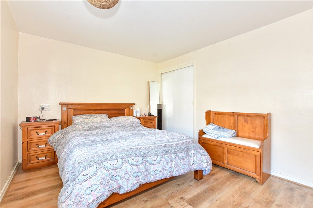 Property photo 3 of 11 Bedroom 1