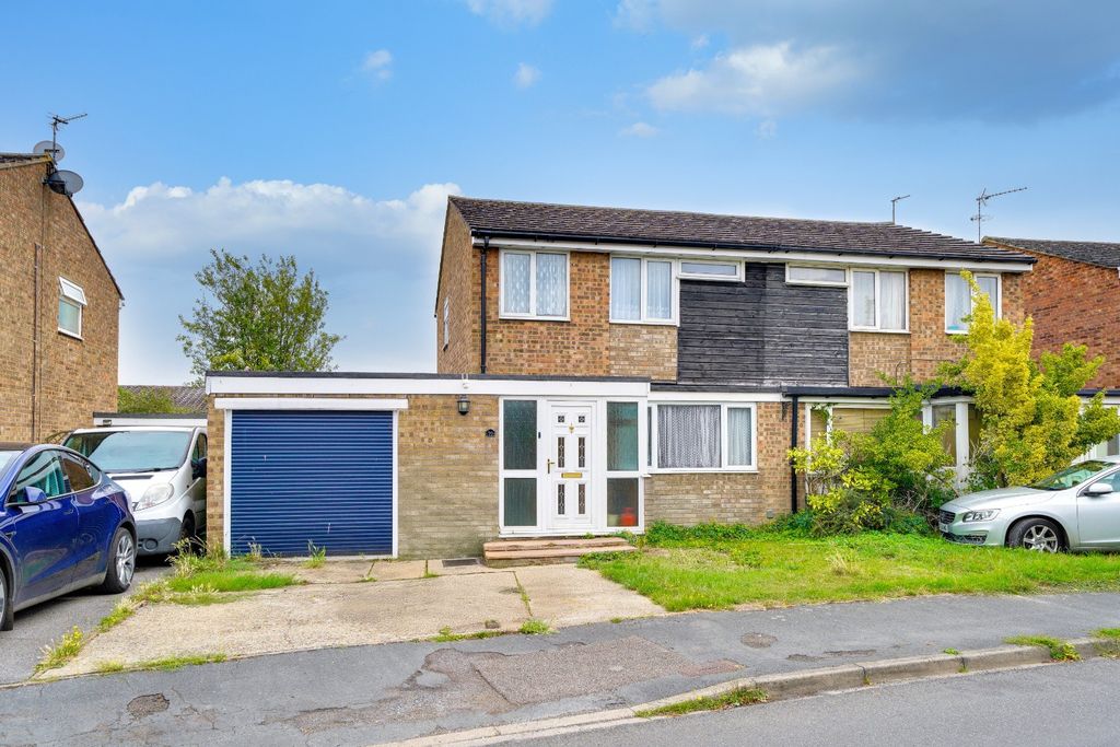 Property photo 1 of 7 4420180