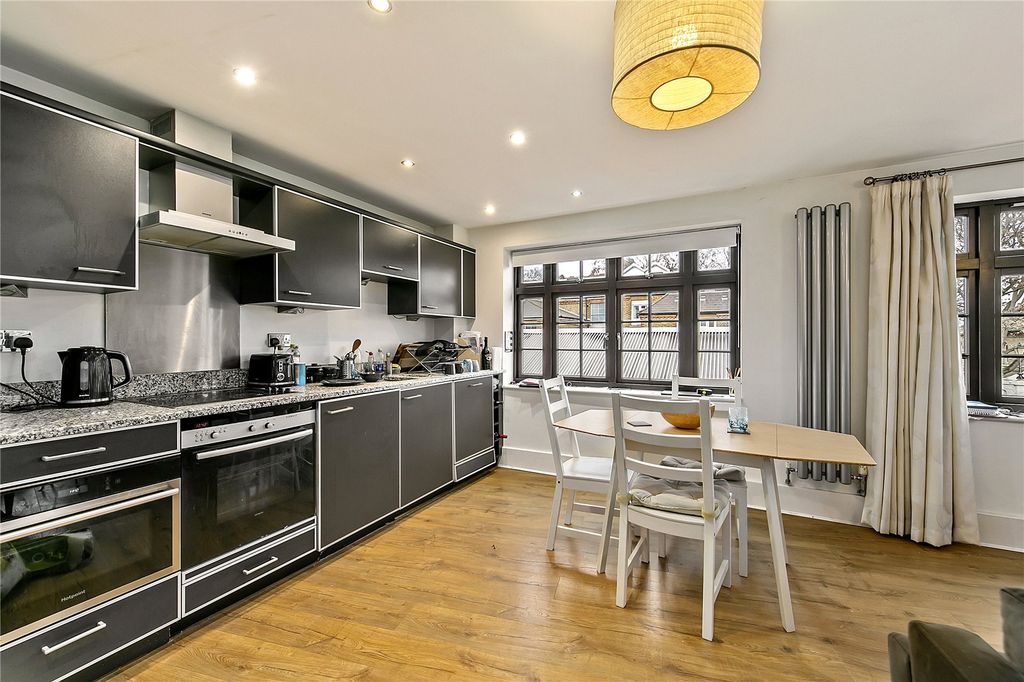 Property photo 2 of 13 Picture No. 02