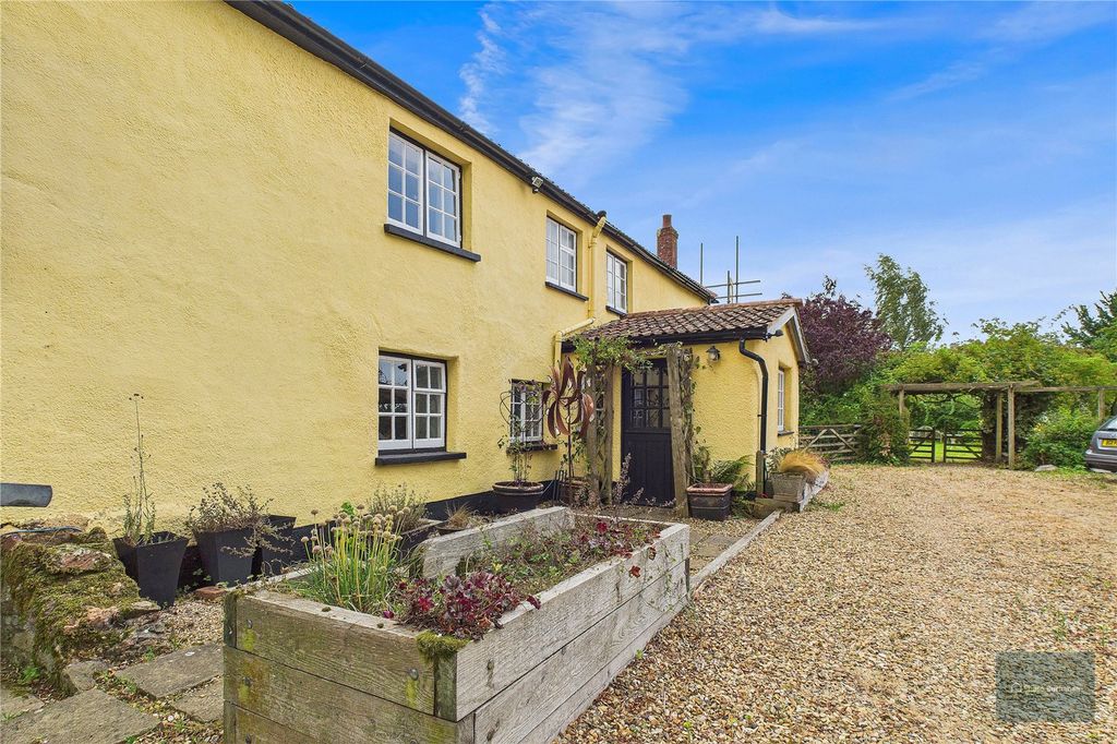 Property photo 1 of 16 Picture No. 03