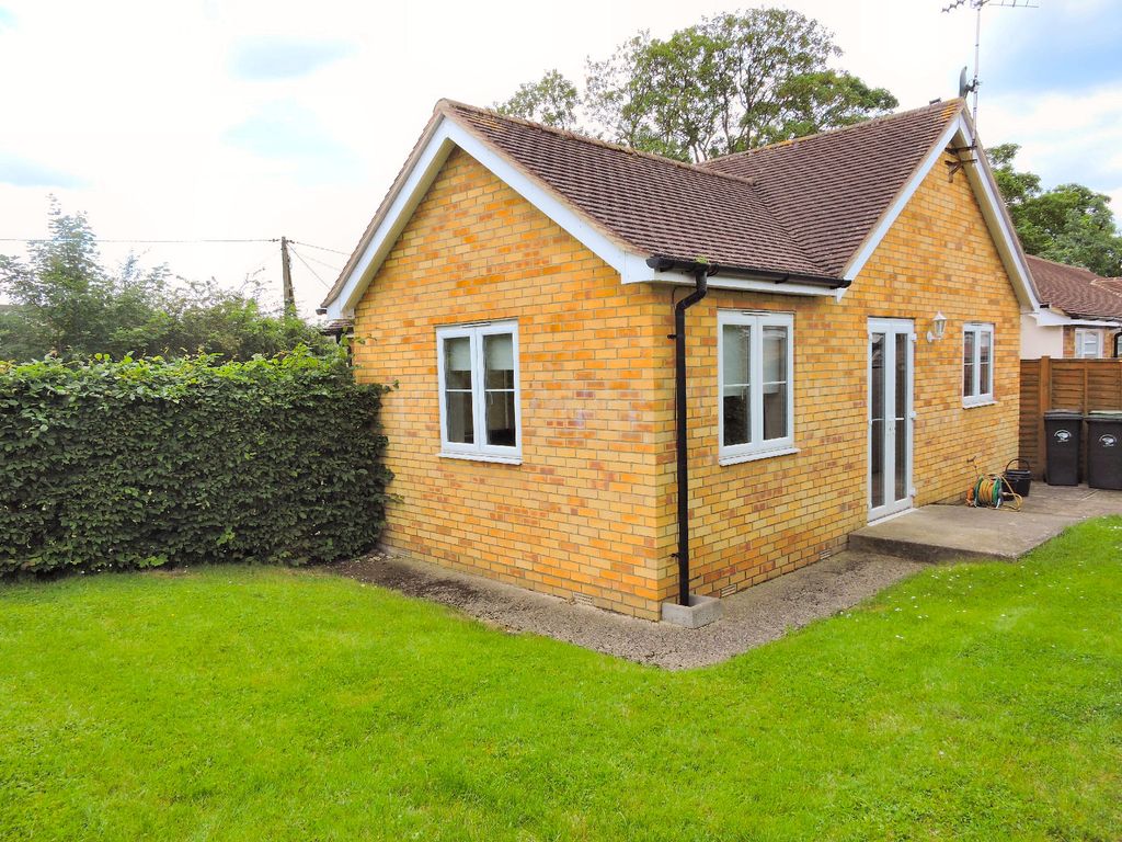 Property photo 2 of 8