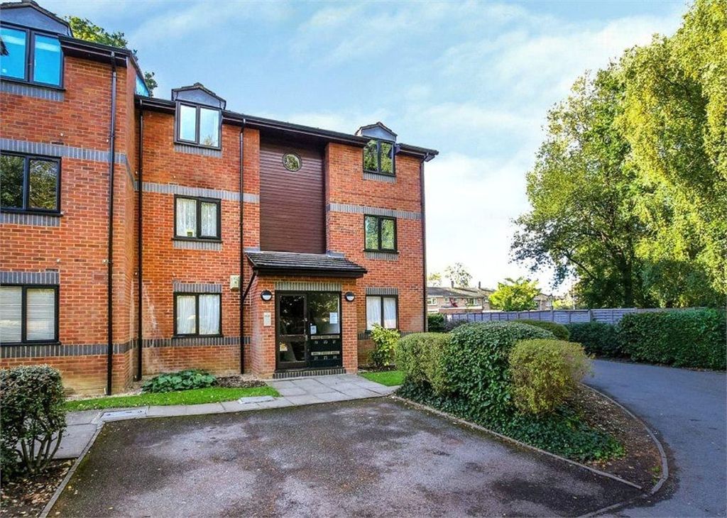 Property photo 1 of 8