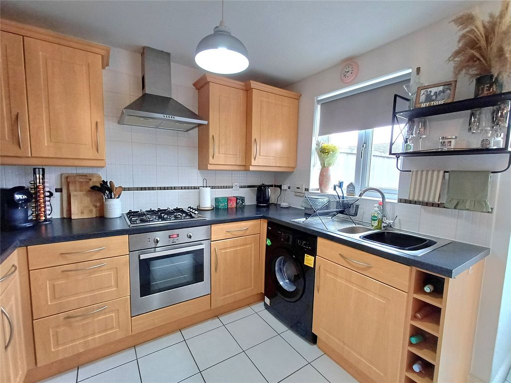 Property photo 2 of 17 Picture No. 09