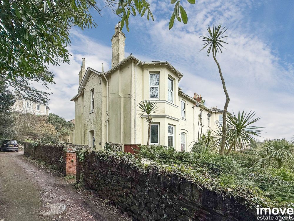 Property photo 1 of 5