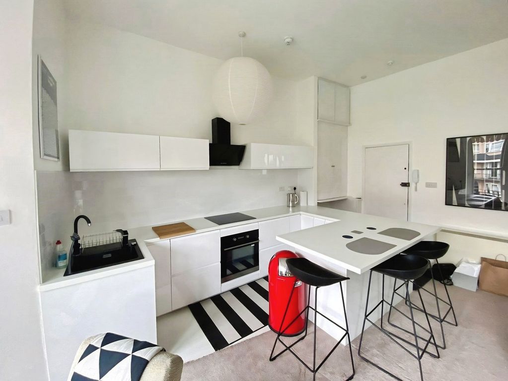 Property photo 2 of 4 Kitchen Area