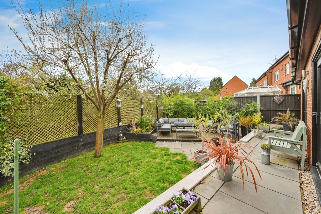Property photo 2 of 16