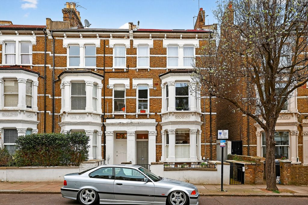 Property photo 2 of 9 The Property