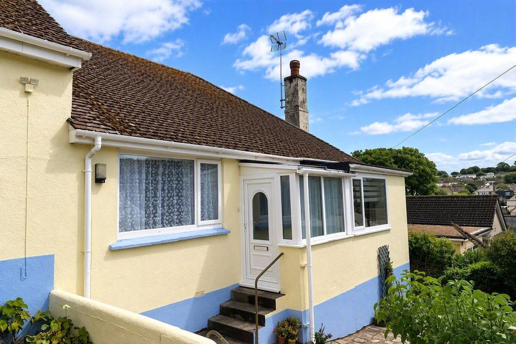 Property photo 1 of 11 Picture No. 16