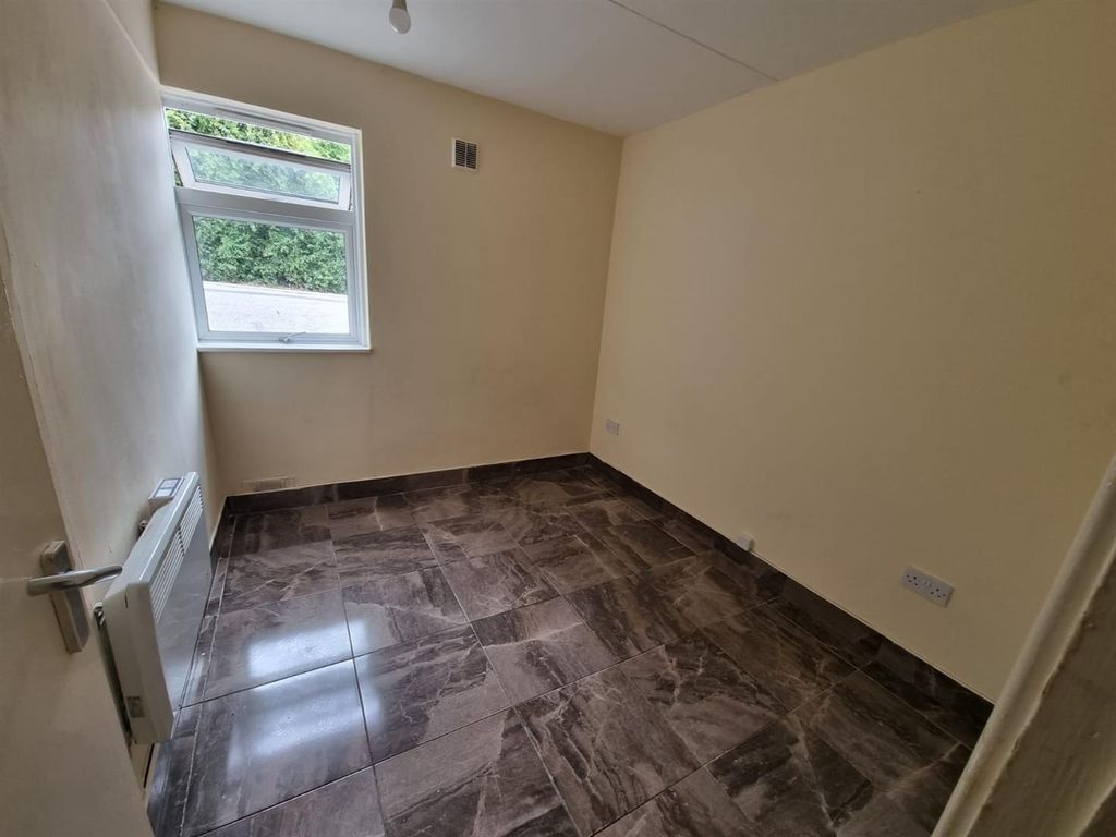 Property photo 3 of 10 Img-20220706-Wa0022.Jpg