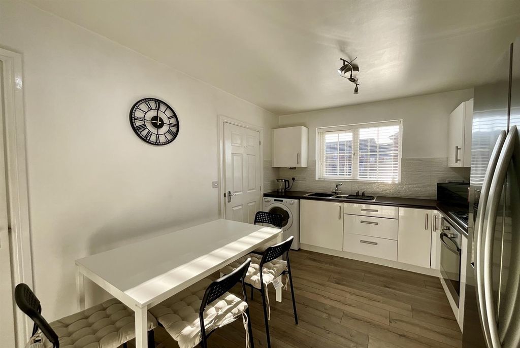 Property photo 3 of 15 4.Jpg