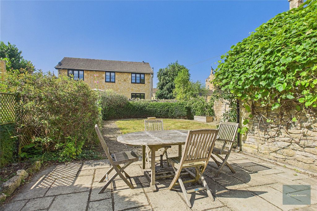 Property photo 3 of 14 Picture No. 31