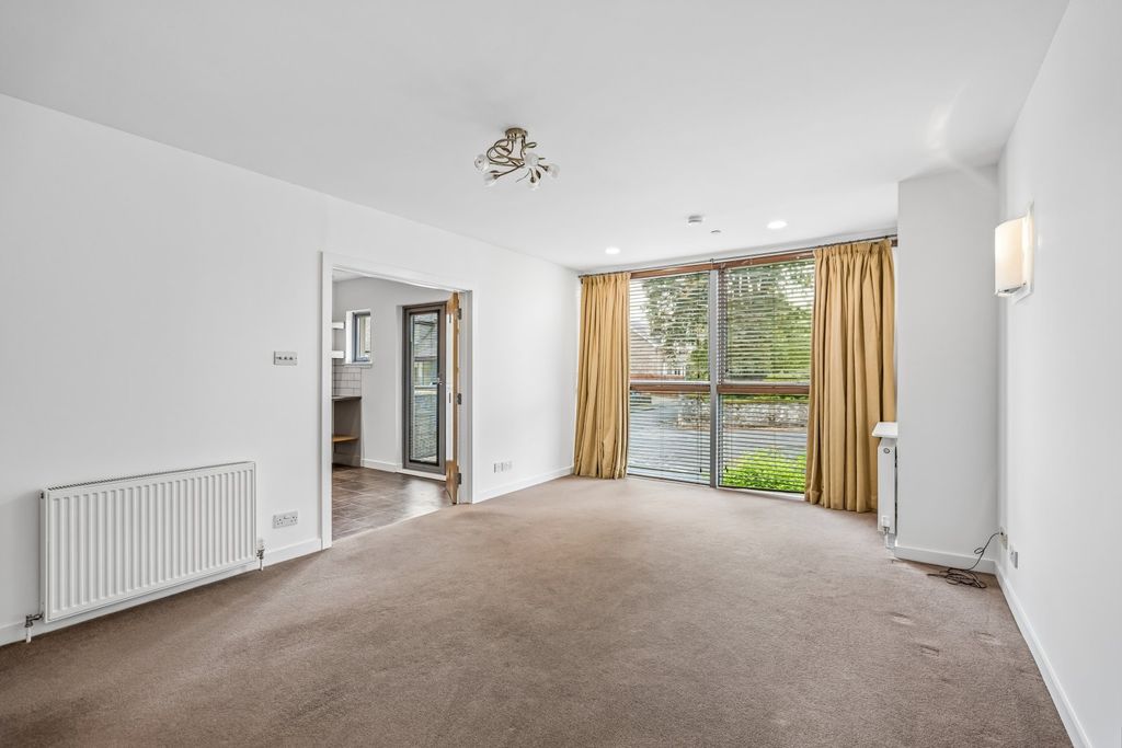 Property photo 3 of 15 Picture No. 05