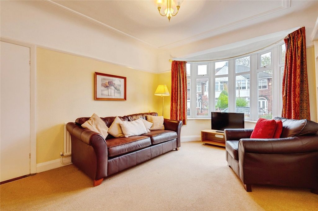 Property photo 3 of 19 Picture No. 03