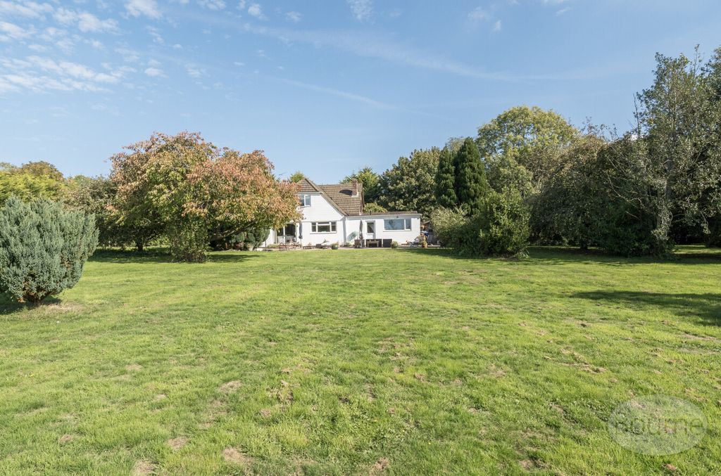 Property photo 1 of 17 E38557Eb-4c1B-45B...