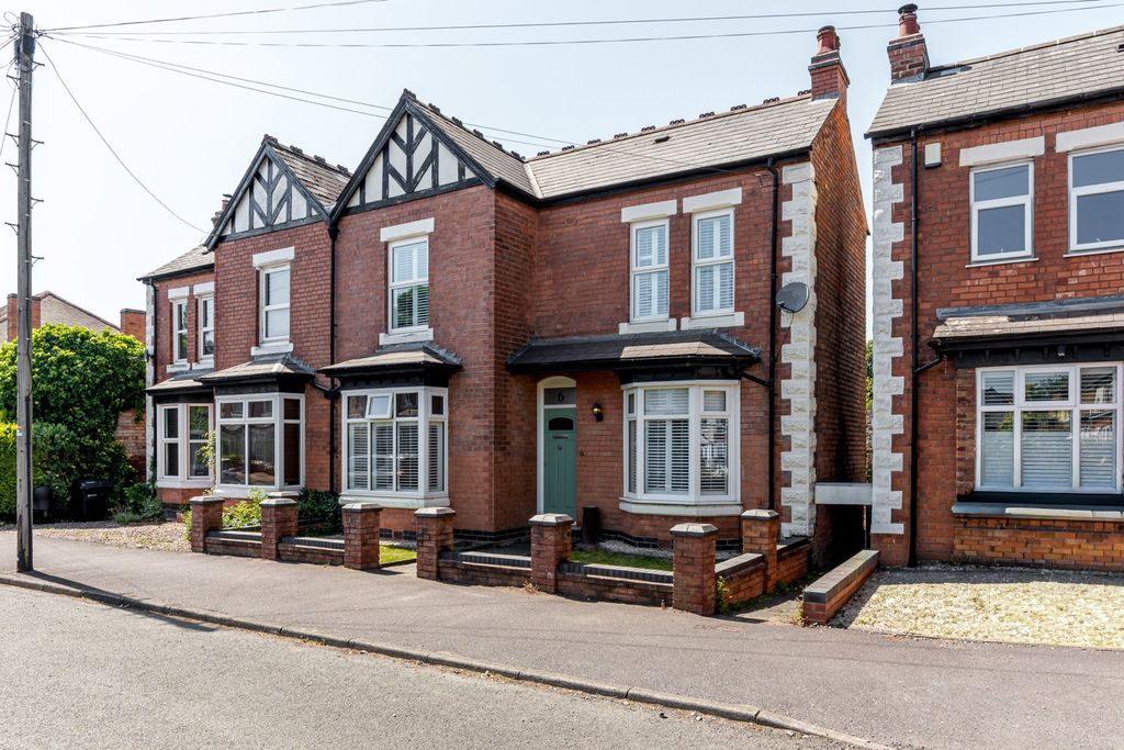 Property photo 1 of 24